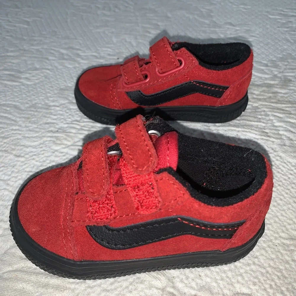 Vans Toddlers Old Skool  RED Black TRIM Toddler Size US 4 Shoes Sneakers‎ EUC